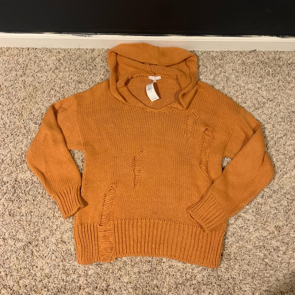 Don’t ask why distressed pullover